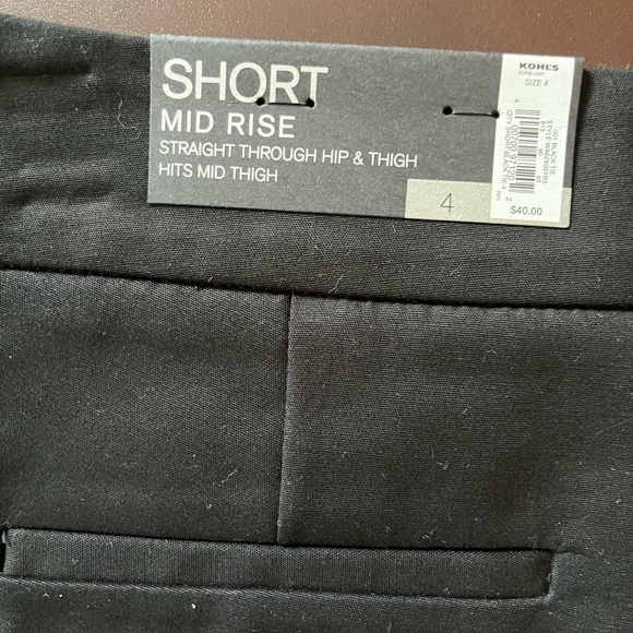 Apt 9 shorts - Picture 6 of 7